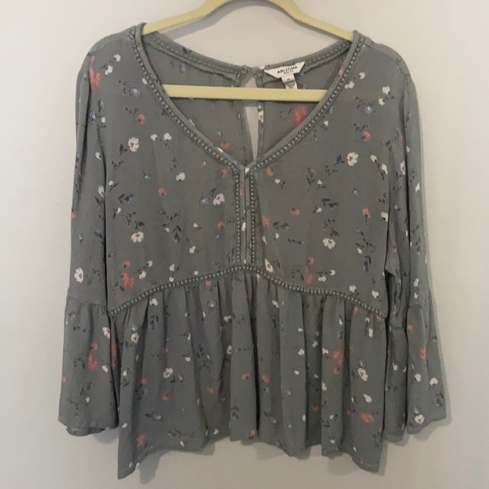 Arizona Jean Co - Olive Blouse w/ Floral detailing